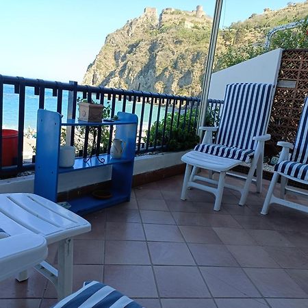 Casa Vacanze Margarita Sant'Alessio Siculo Eksteriør billede
