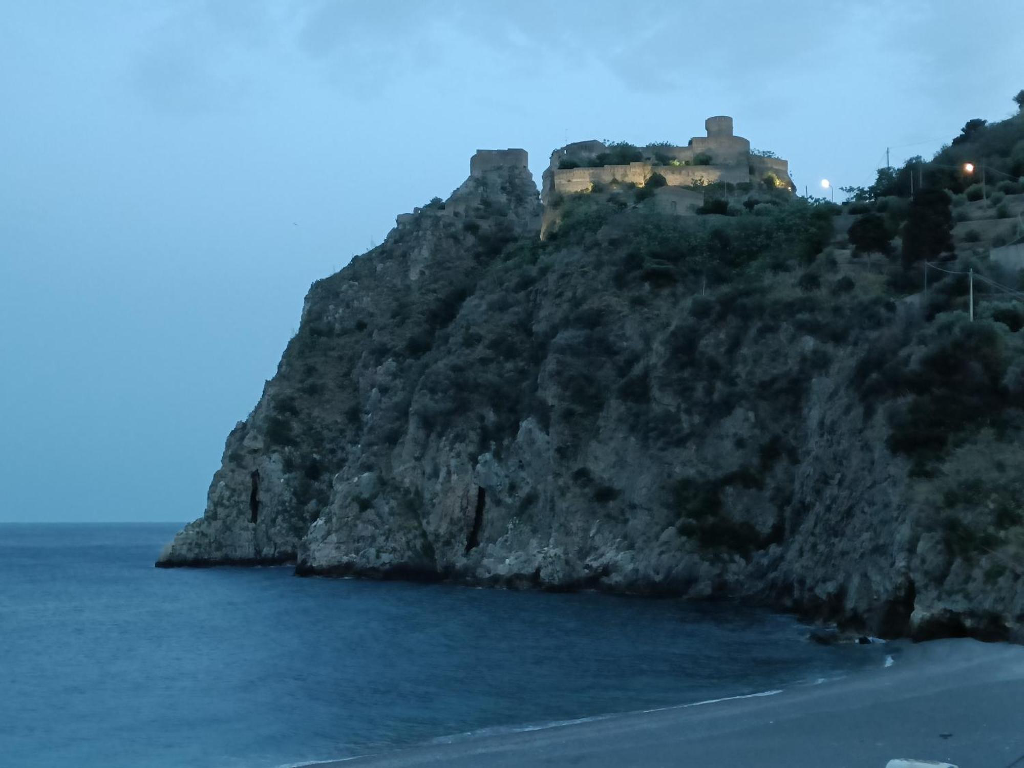 Casa Vacanze Margarita Sant'Alessio Siculo Eksteriør billede